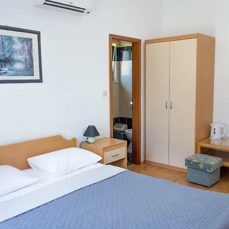 Pensjonat Stolfa Krk Town